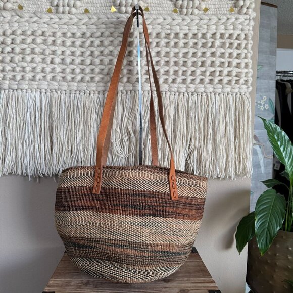 90s Vintage Leather Strap Brown Woven Raffia Farmers Market Bucket LRG Tote Bag - Picture 6 of 11